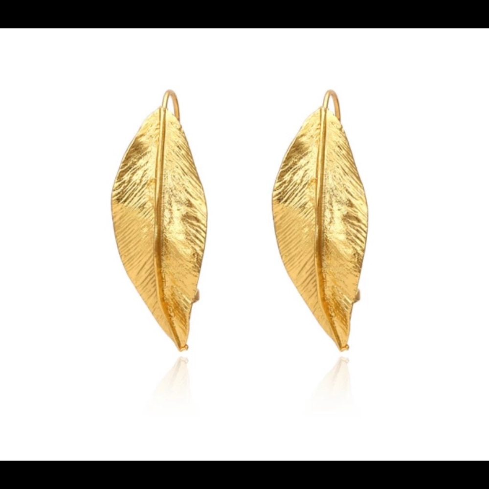 Golden Leafy Hoop Earrings